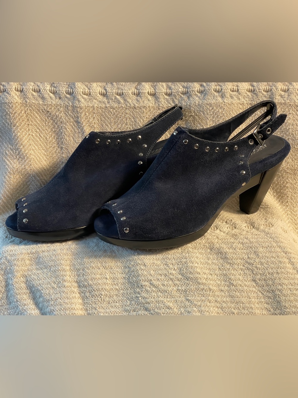 NWOT Aerosoles Women's Navy Suede Peep-Toe Slingback Heels with Stud Detail
